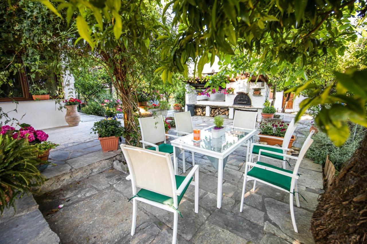 The Village House Volos Exterior photo